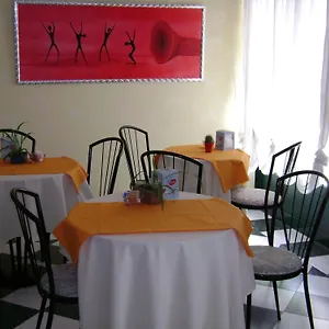 Moderno Hotel
